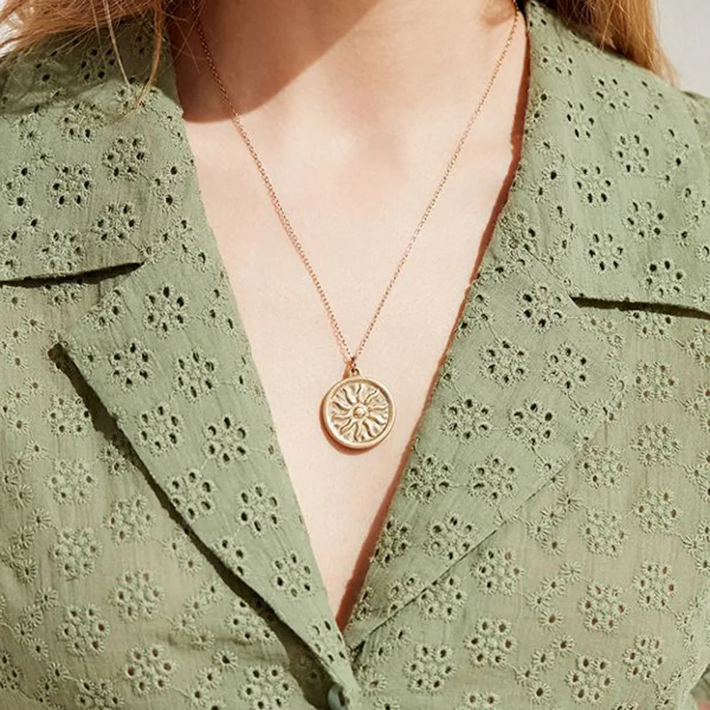 

New Matte Gold Sun Pendant Necklace For Women Vintage Bohemian Big Round Coin Charm Necklaces Fashion Jewelry Wholesale