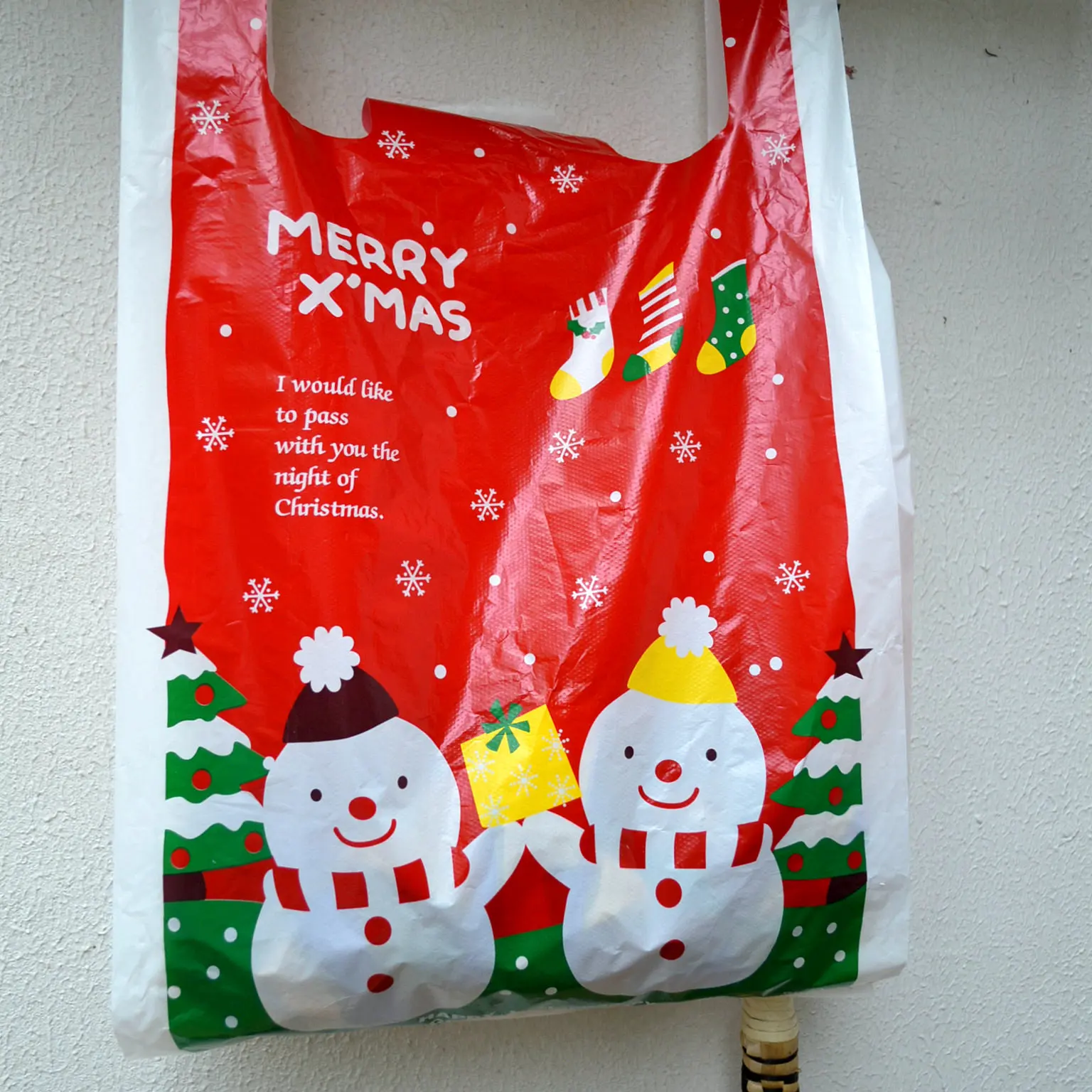 100pcs Big Size 30x55x6cm Merry Christmas Plastic Gift Carrier Bag Christmas Shopping t Shirt ...