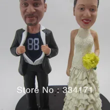 Персонализированная кукла с качающейся головой NO88 Свадебные Подарочное свадебное украшение фиксированный сувенирная Статуэтка корпус+ сувенирная Статуэтка гербом, кукла