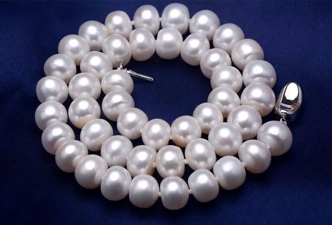 

18"9-10MM NATURAL SOUTH SEA WHITE PEARL NECKLACE