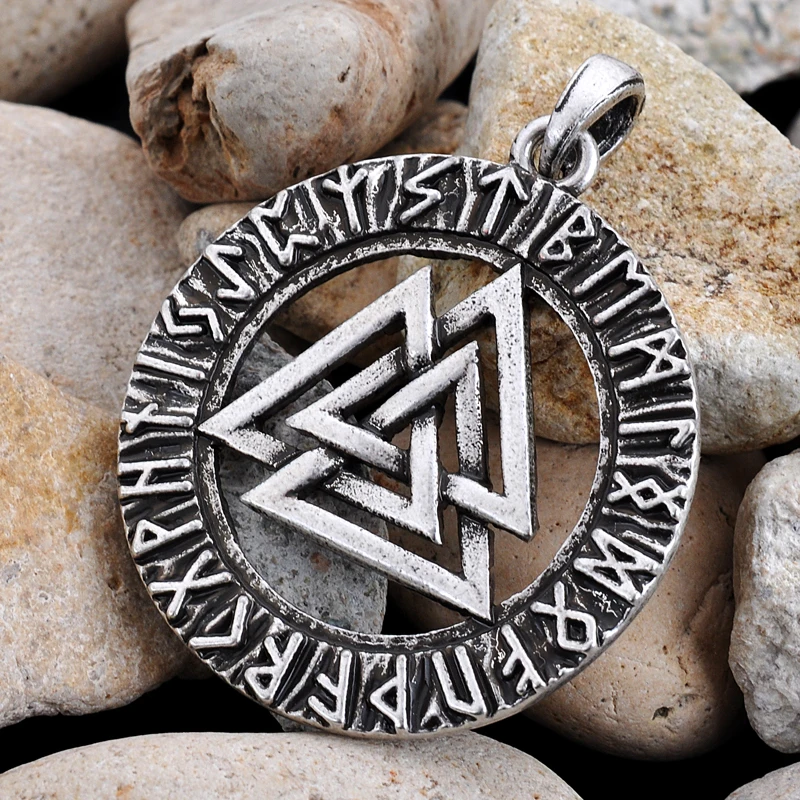1 шт. античное серебряное покрытие викинга Valknut в скандинавском Runic Circle Подвеска