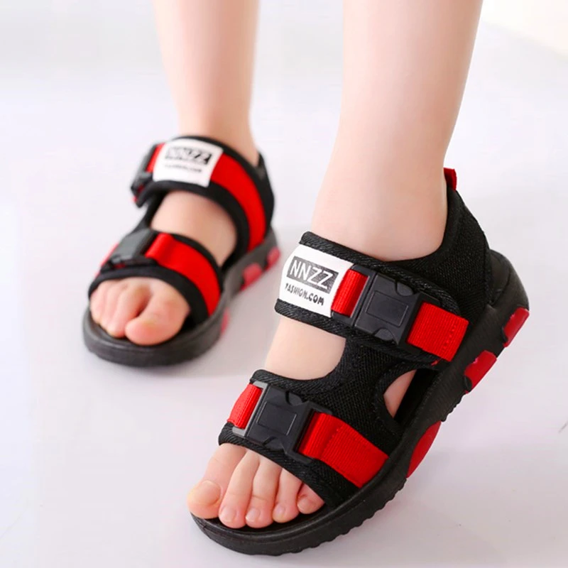 

Boy Sandals Summer New Fashion Boy Student Child Slip Soft bottom Child Open Toe Sandals Korean version of the tide Beach shoes