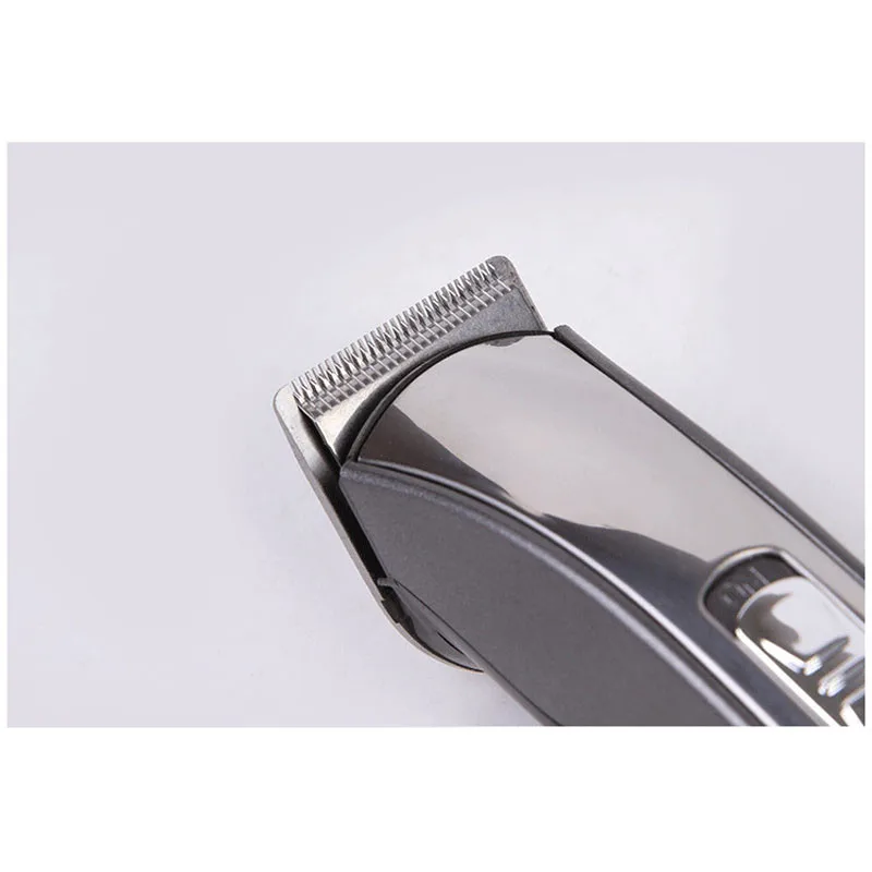 

Kemei Rechargeable Electric trimmer Family Hair Clipper Razor Shaver Battery Personal Shaving Machine KM-2512