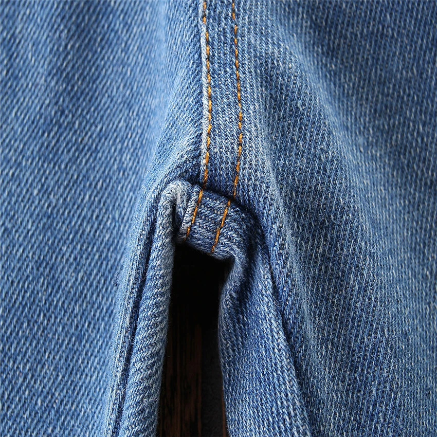 9028575538_1774435914