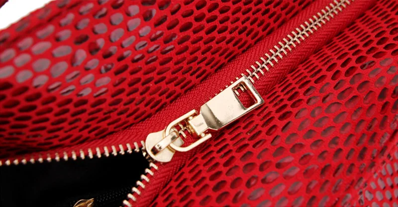 Women Snake Leather Shoulder Bag Female Serpentine Pattern Hobos Bags Tassel Big Handbag Luxury Designer Ladies Tote SS0309 (2)