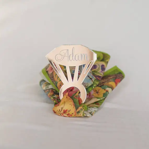 

Customized Name Wedding Napkin Ring, Personalized Laser Cut Diamond Shape Napkin Holder for Parties