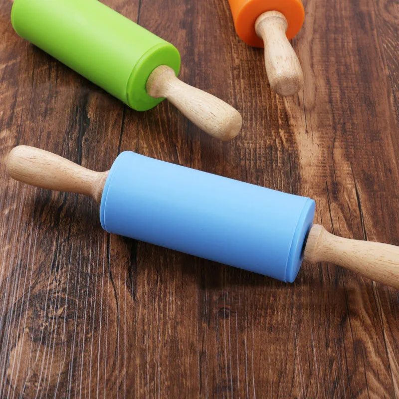 1pcs-Hot-Selling-Wood-Handle-Green-Silicone-Rolling-Pins-Kitchen-Cooking-Tools-Rolling-Pins (3)