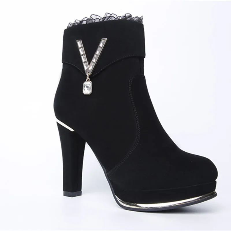 Модные женские ботинки на очень высоком каблуке со стразами; зимние теплые женские ботинки на квадратном каблуке из плюша; красивые черные однотонные женские ботинки на молнии из флока