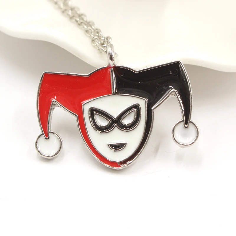 DC Comics Batman Harley Quinn Necklace The Hareley Quninn Logo Choker