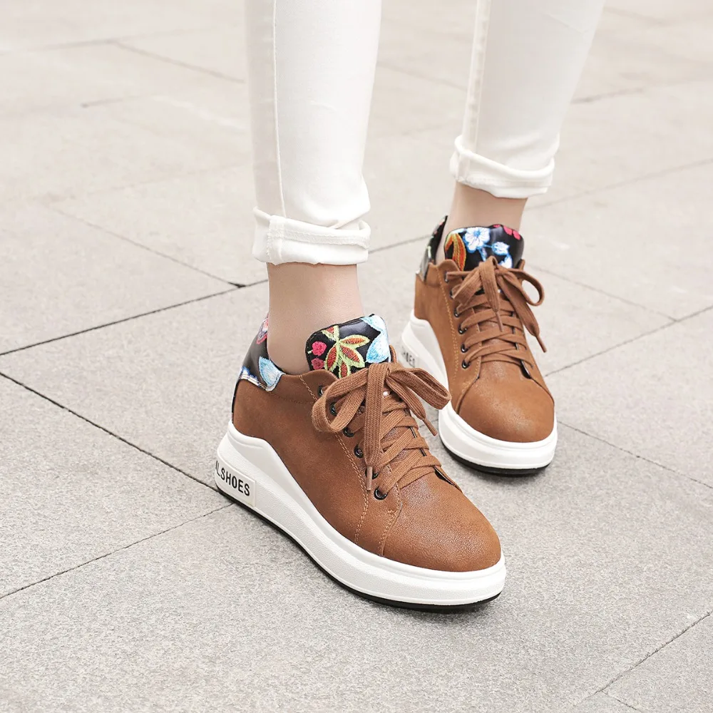 

Fashion Platform Heighten Sneakers New Autumn Women Shoes Woman Platform Heels Female Leisure Casual Shoes Plus size
