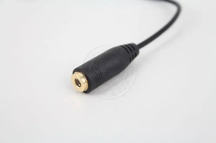 3.5MM Male To Female 90 Degree Right Angled Aux Audio Cable Line 3.5MM Male To Female 90 Degree Right Angled Aux Audio Cable Line