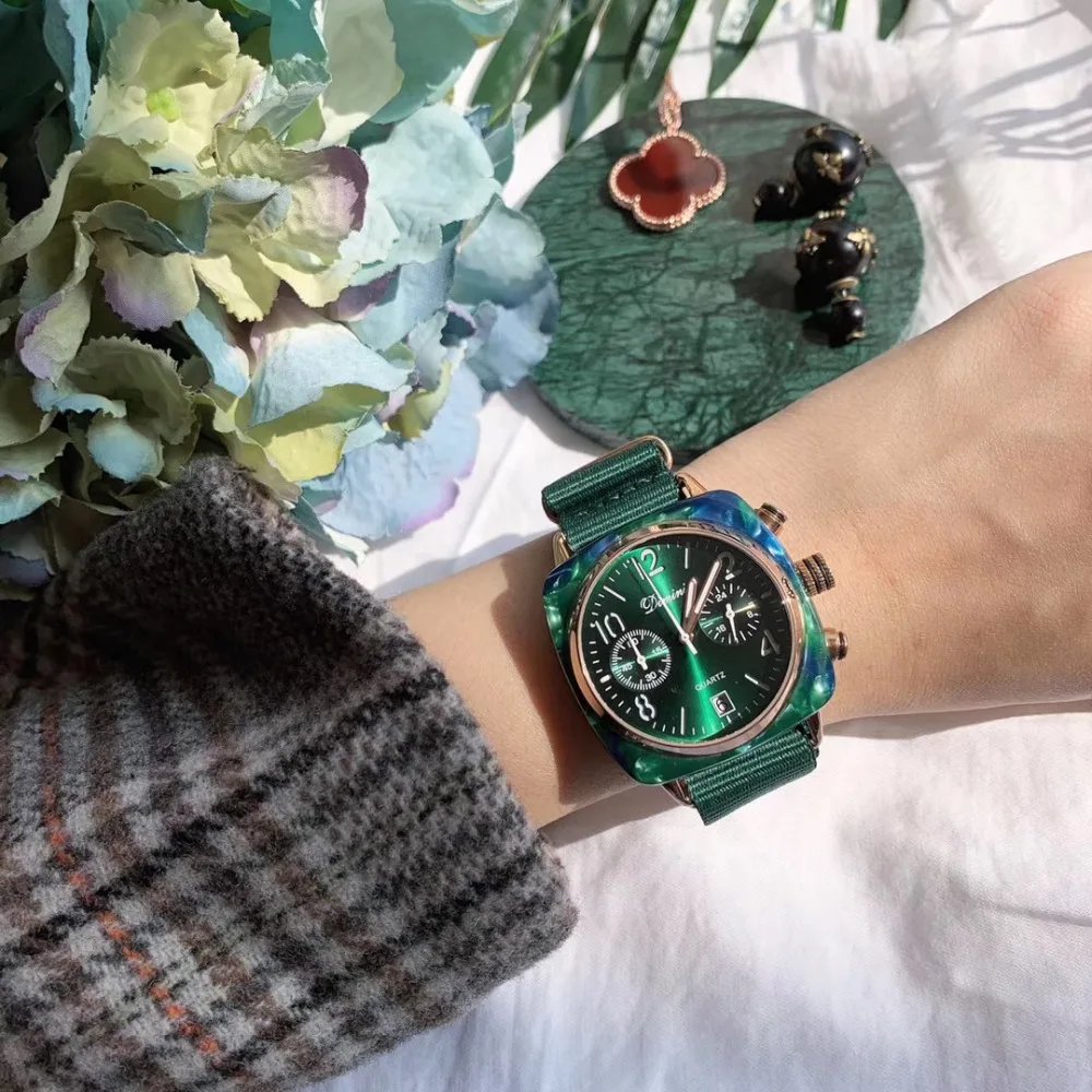 Модные конфеты цвета холщовые часы для женщин Элегантный британский ветер нейтральный пластиковые наручные часы Винтаж квадратный