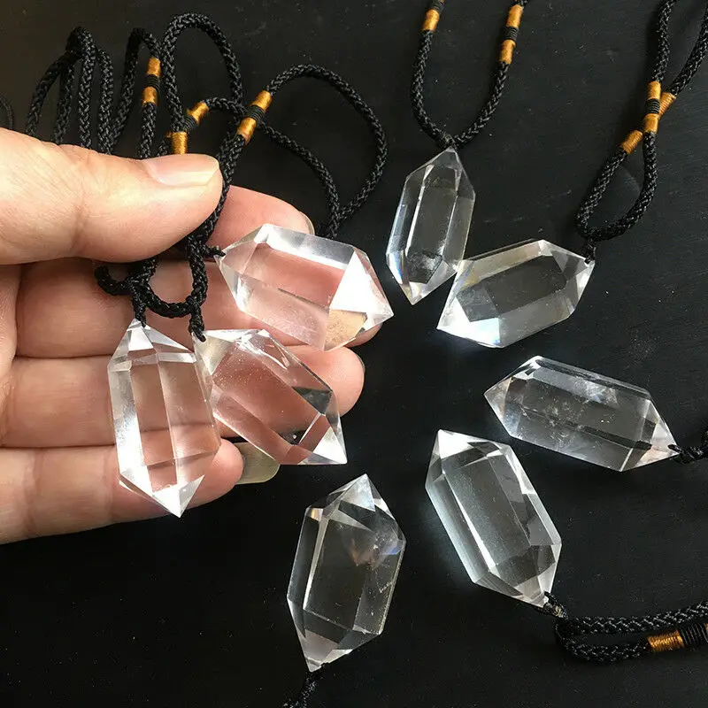 

Natural Clear Quartz Crystal Pendant Necklace Chakra Gemstone Healing Reiki 1pc
