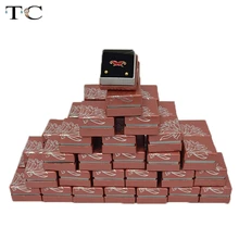 Новая Винтажная портативная красная Свадебная витрина для помолвки ювелирных изделий для колец серьги-гвоздики держатель для хранения 5*5*3,5 см