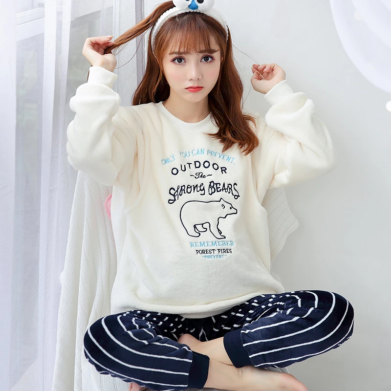 Maternity Pajamas 2018 new Winter Long Sleeve Breastfeeding Sleepwear Flannel Nursing Clothes For Pregnant Women Outerwear Maternity Pajamas 2018 new Winter Long Sleeve Breastfeeding Sleepwear Flannel Nursing Clothes For Pregnant Women Outerwear