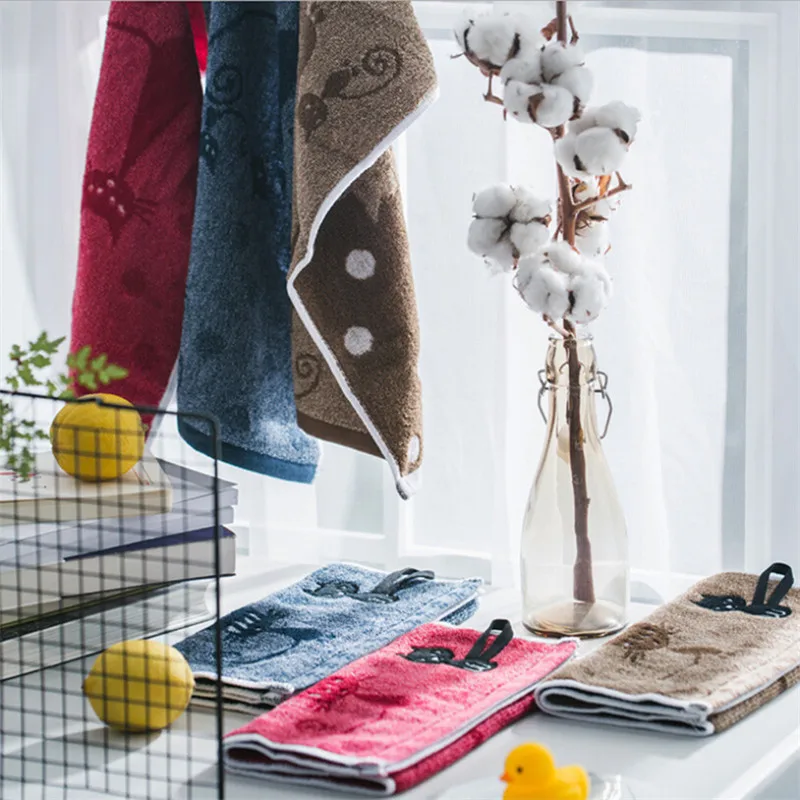 

2019 Fashion Embroidered Face Towel 100% Cotton Soft Table Napkins Cartoon Cat Pattern Bathroom Towels Absorbent Fast Drying