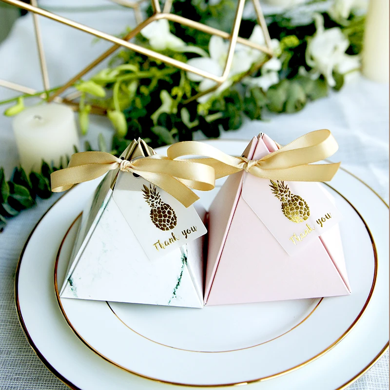 100pcs Triangular Pyramid Candy Box Candy Packaging Carton Wedding Gift Box Event Party Supplies Wedding favors with Thanks card (3)