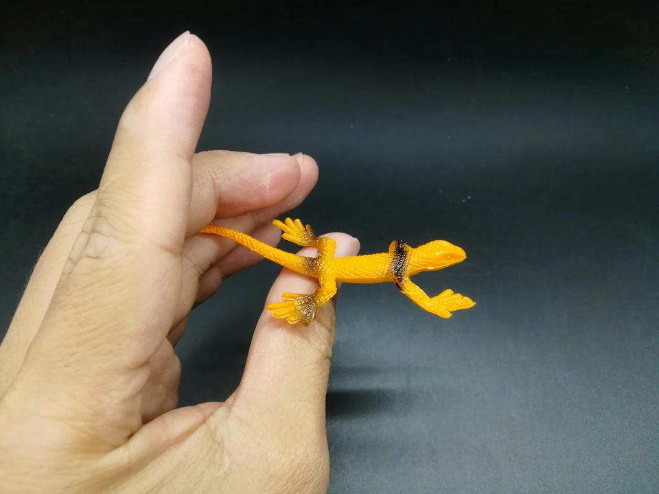 I819 (4)