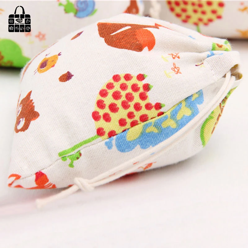 1x Cute squirrel 100% cotton bag Travel Accessories Clothes underwear shoes toy Storage Pouch Luggage Packing Organizers bag 1x Cute squirrel 100% cotton bag Travel Accessories Clothes underwear shoes toy Storage Pouch Luggage Packing Organizers bag