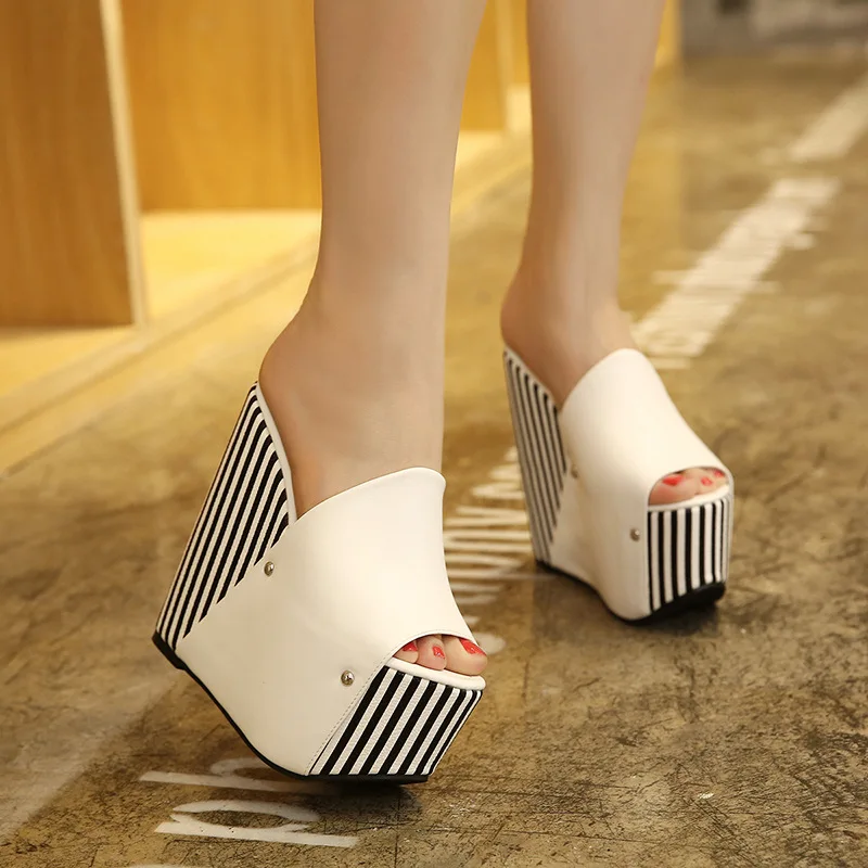 Free shipping 2017 Europe summer new fashion platform wedges Sandals