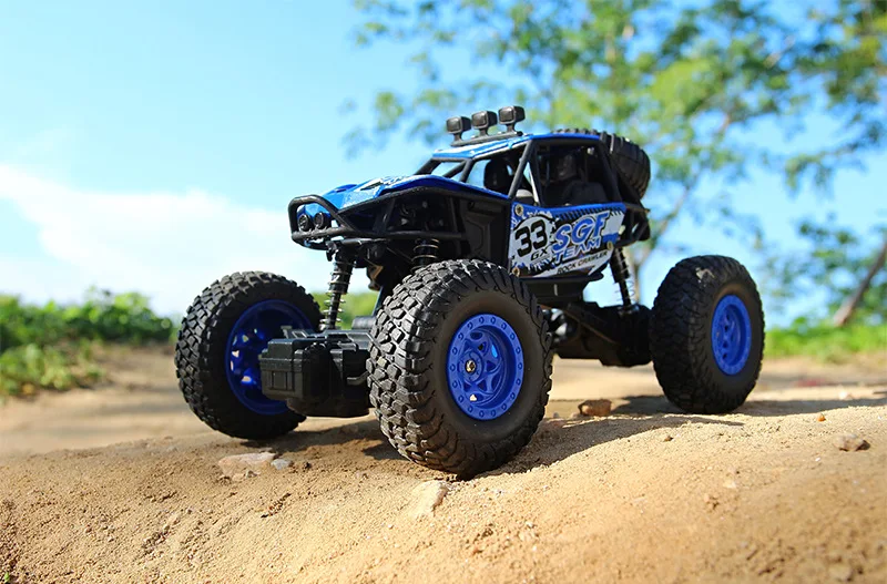 

1:22 Radio controlled car toy for kids Remote Control Car 2WD 4 Channel Boy Gift Chirstmas Children Present Christmas