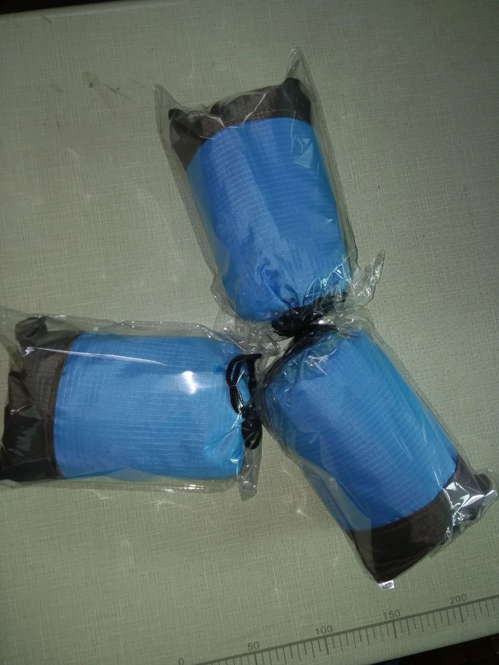 2*2M Pocket Beach Mat Picnic Tent Bedding Folding-Cover Blanket Camping Sand-Free Waterproof Beach mat Blanket OutdoPicnic Mat