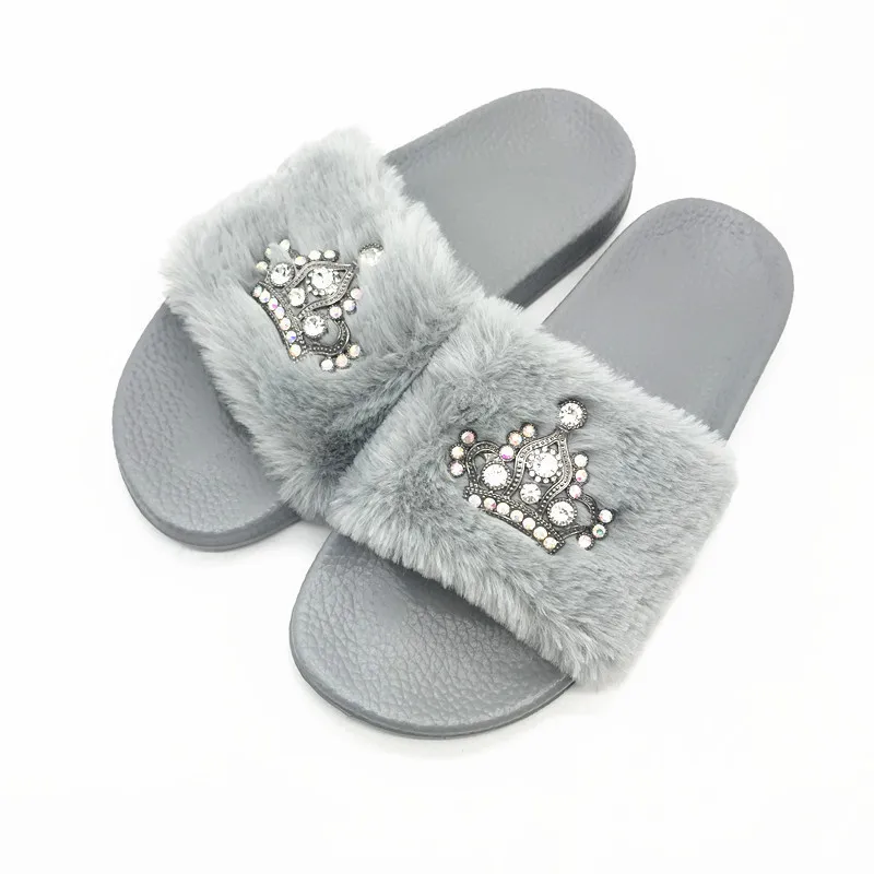 

Autumn Winter Fashion Plush Slippers Bling Crown Bright Diamond Fur Shoes Home Lovely Fluffy Slippers Furry Sandals Girl Slides