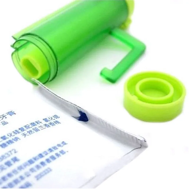 

Rolling Squeezer Toothpaste Dispenser Tube Sucker Hanging Holder Green 10.5