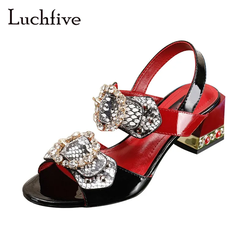 

New rhinestone women sandals peep toe geninue leather ladies shoes fashion bowtie ankle buckle strap rivets square heels summer