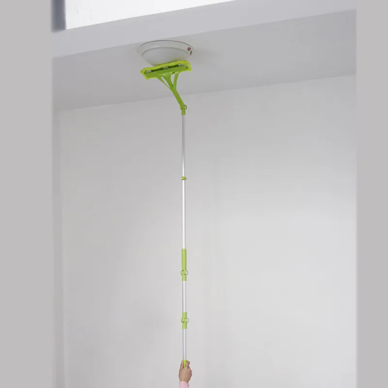 2830501472_1831369080