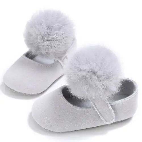 0-18 м одежда для малышей для девочек Prewalker туфли принцессы Милые Pom обувь мягкие плюшевые новорожденных детская обувь для девочек