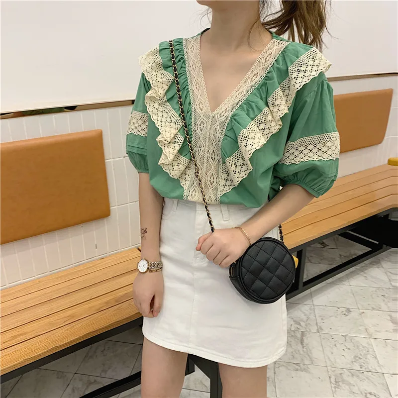 RUGOD New Arrival Women Stiching Shirt V-neck Half Lantern Sleeves Loose Lace Ruffles Blouse Sweet Temperament Mujer Blusa