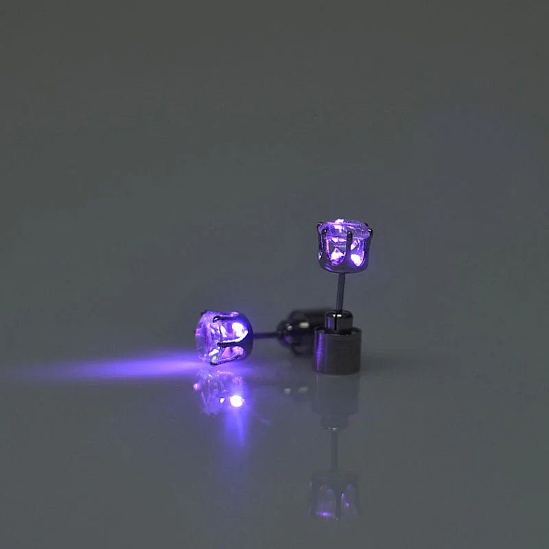 

new 1pcs Charm Led Earring Light Up Crown Ear Earring Halloween Party Decoration Glowing Crystal Ear Drop Stainless Cool Jewelry