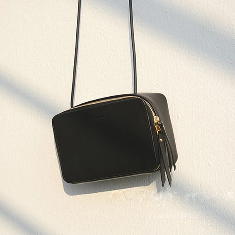 

2018 Winter new arrival cowhide women's messenger bag square flap one shoulder bag genuine leather material LY-163