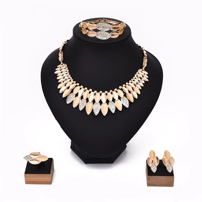 

Dubai Jewelry Sets Wedding Jewelry Sets for Bride 4 Piece Set Women Necklace Earrings Bracelet Ring Fashion Jewelry Gifts