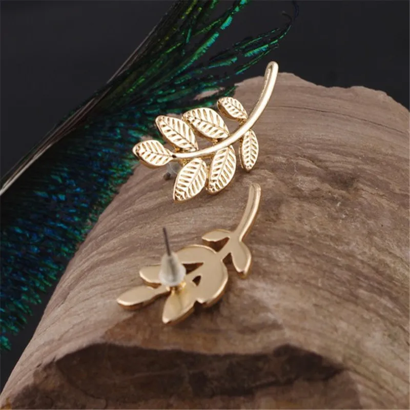 

2018 new fashion woman punk rock retro flower leaves earrings Courtship earrings apple bow Cherry earrings female free shipping