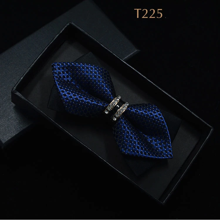 T225