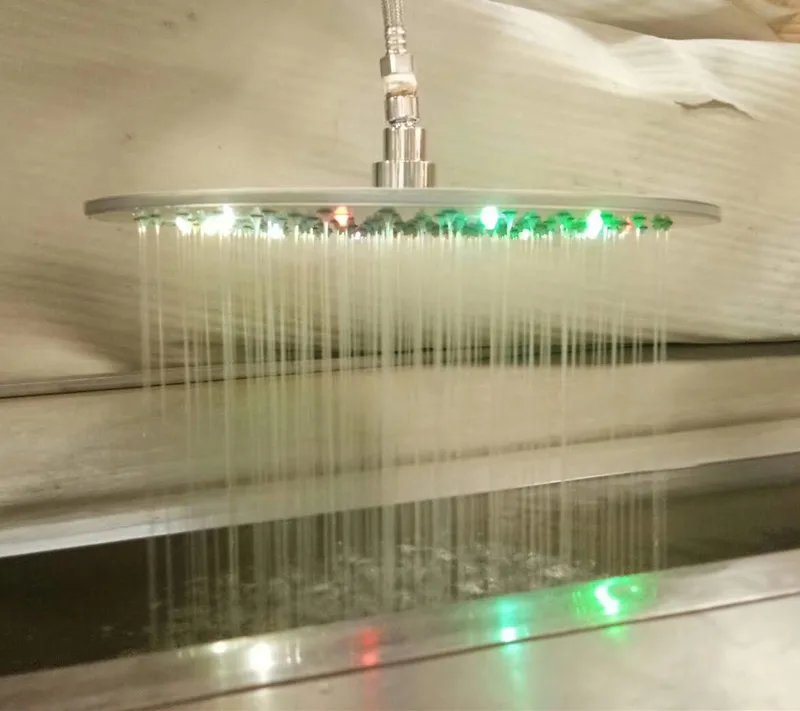 led shower 2