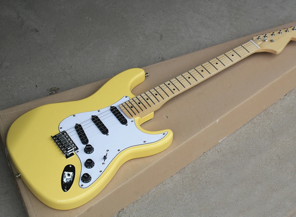 

Factory Yellow Electric Guitar with White Pickguard,3 Black Pickups,Maple Fretboard,Chrome Hardware,Can be customized