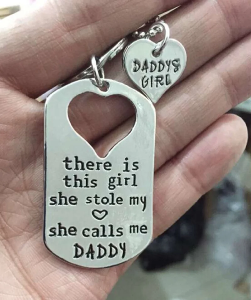 

Daddy Father Daughter Necklace Paired Pendants Key Chain Dad Love Heart Necklace family Jewelry Birthday New Year Gift For Child