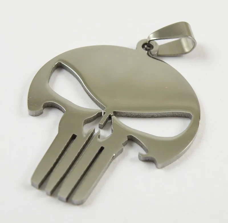 

Free Shipping 316L Stainless Steel Jewelry Titanium Steel Skull Pendant Simple Lines Cut Christmas Jewelry Free Chain