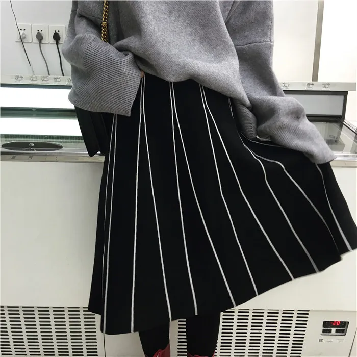 Юбки Женские зимние корейский стиль винтажные полосатые тонкие А-образные с высокой талией трикотажные длинные юбки для дам черная юбка с бахромой B162