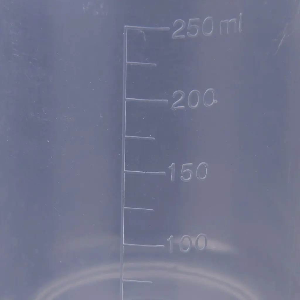 Доступный 250 мл прозрачный пластиковый мерный стакан с ручкой