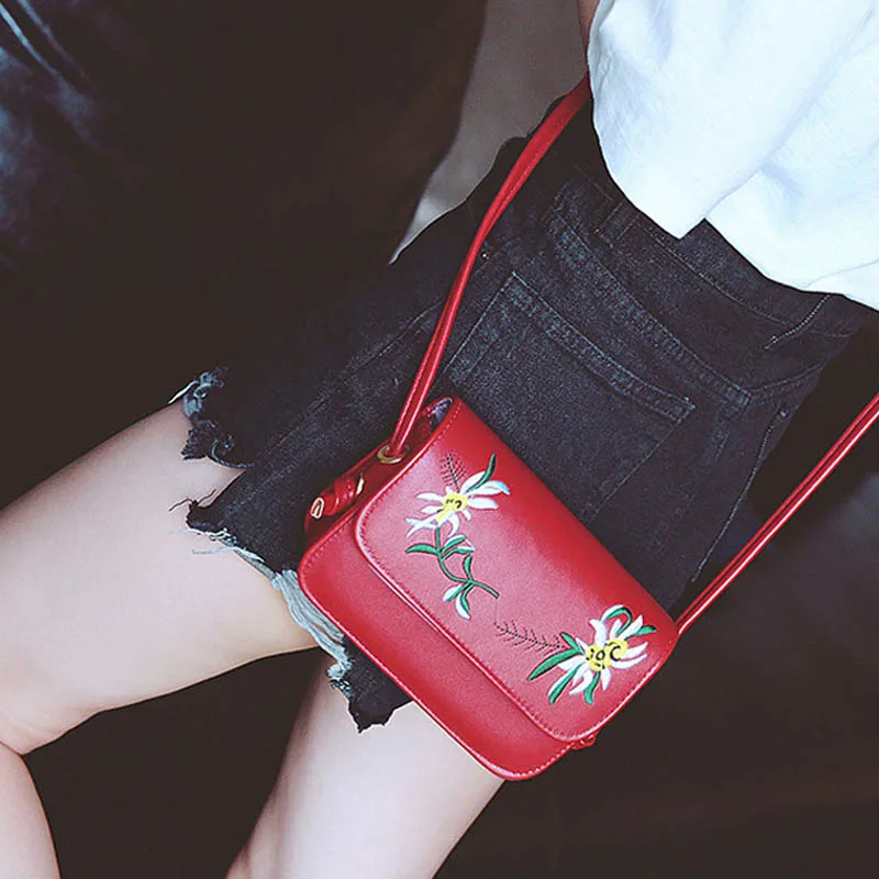 

Simple Fashion Women Messenger Bags Leather Flowers Embroidery Zipped Summer Ladies Girls Crossbody Shoulder Bag Popular