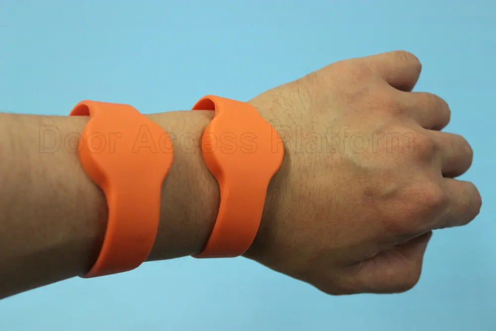 HTB1MMVLab5YBuNjSspoq6zeNFXae