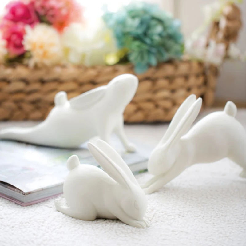 resin rabbit statue