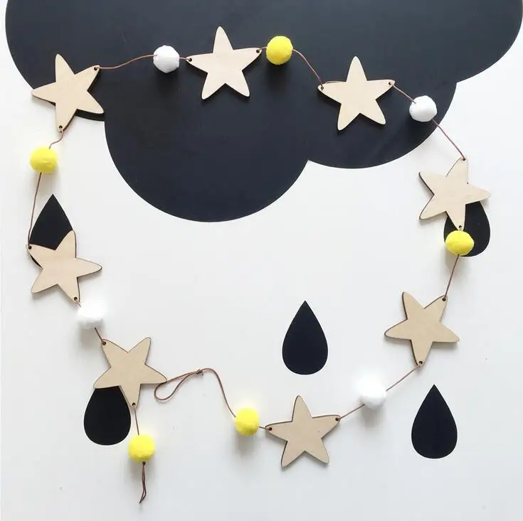 Home Decor Wool Ball Beads Wooden Stars Decorated Wall Hanging