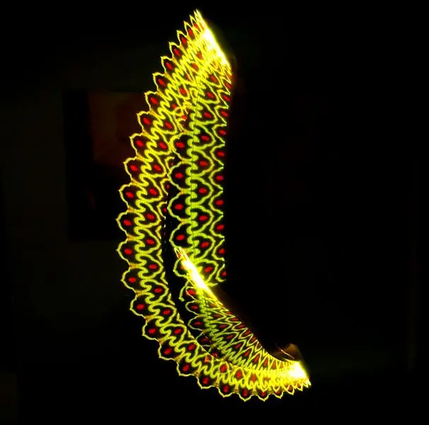 045