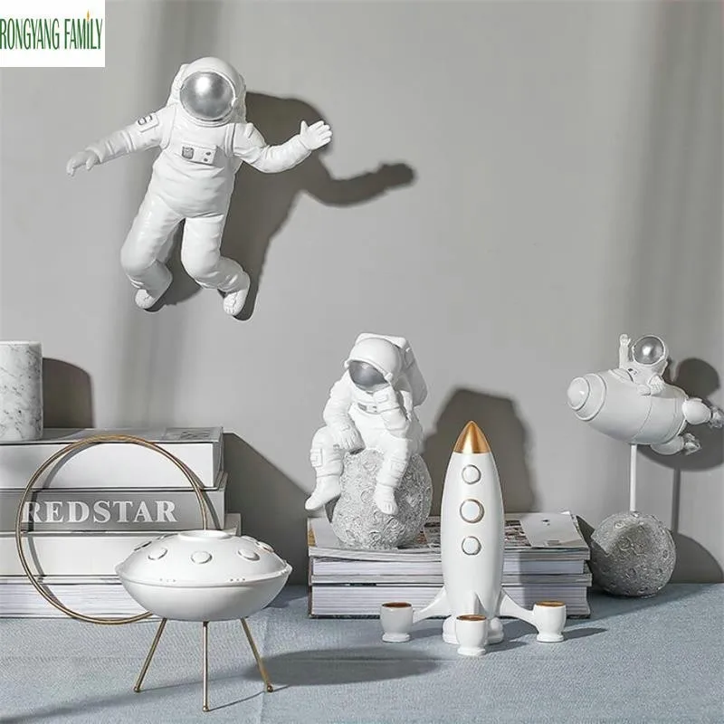 Ceny Dekoracja w stylu skandynawskim rzeźba postać domu astronauta statua biuro Rocket UFO Hero miniatury Model kreatywny rysunek figurki rzemiosło