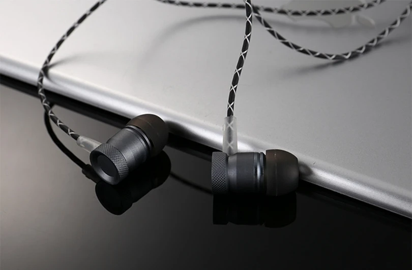 Icoque Stereo Wired Earphone In Ear Hifi Music Bass Earbuds Headphone with Mic for Phone Huawei Xiaomi iPhone 6 3.5mm Earphones  (11)